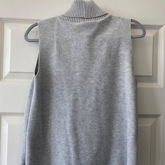 NWOT Zara Sleeveless Turtleneck Top - Picture 2 of 4